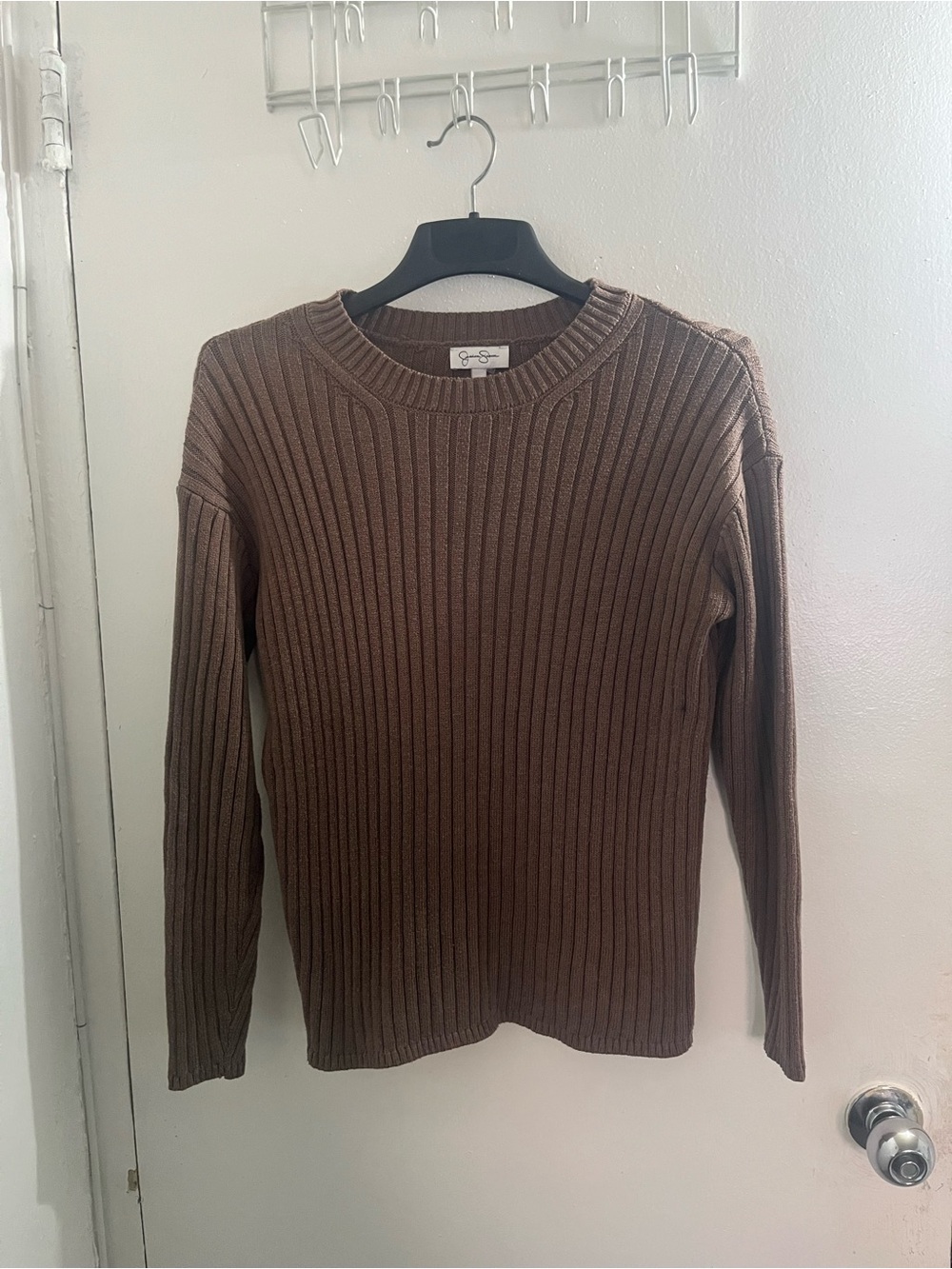 Jessica Simpson women’s Ribbed Crewneck Sweater in Chocolate Brown